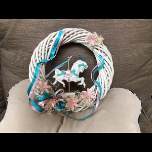 Vintage indoor carousel horse wreath 10”